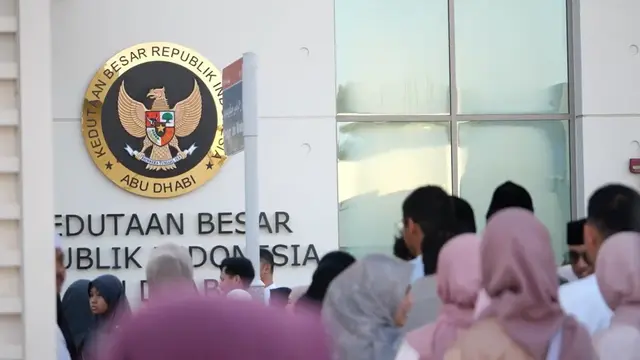 Kemeriahan Lebaran di Abu Dhabi: 1.300 WNI dan Diaspora Rayakan Idul Fitri di Masjid Joko Widodo, Opor Hingga Salat Bersama Dubes!