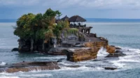Media Asing Soroti Aturan Berpakaian Sopan dan Hormati Budaya bagi Wisatawan di Bali