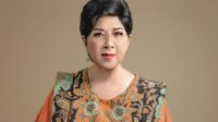 Biodata Titiek Puspa
